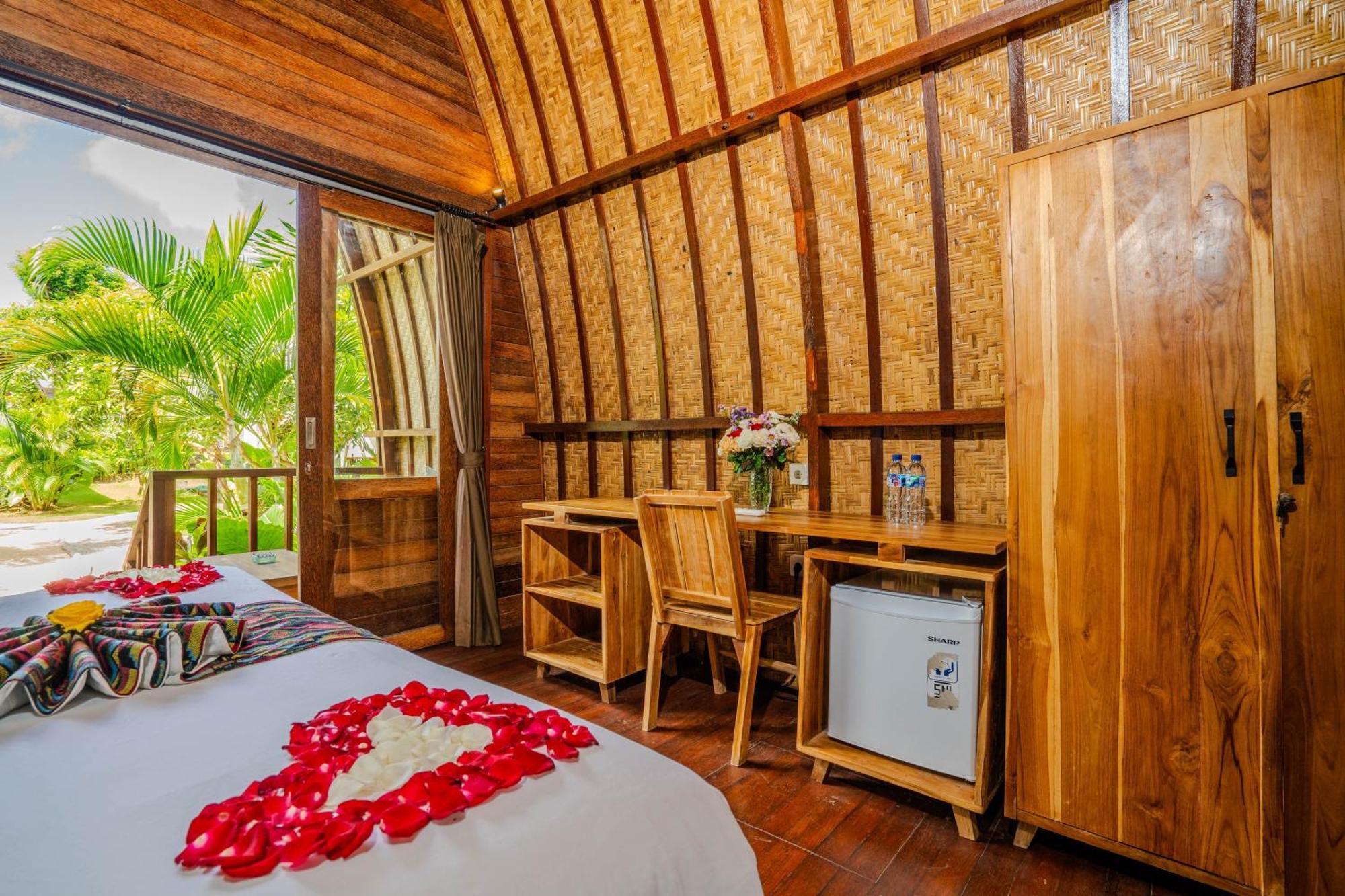 Lumbung Bukit Resort Uluwatu Exterior foto