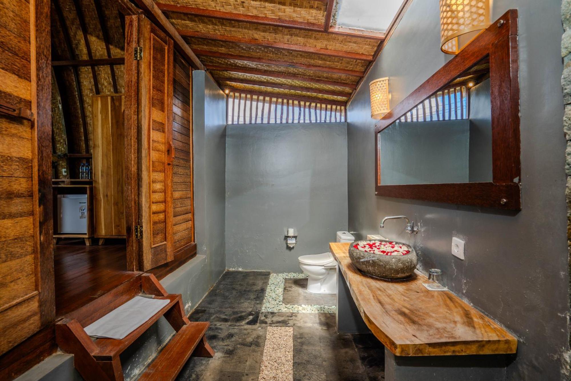 Lumbung Bukit Resort Uluwatu Exterior foto